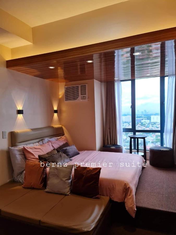 Congressional Town Center Aparthotel Manila Eksteriør bilde
